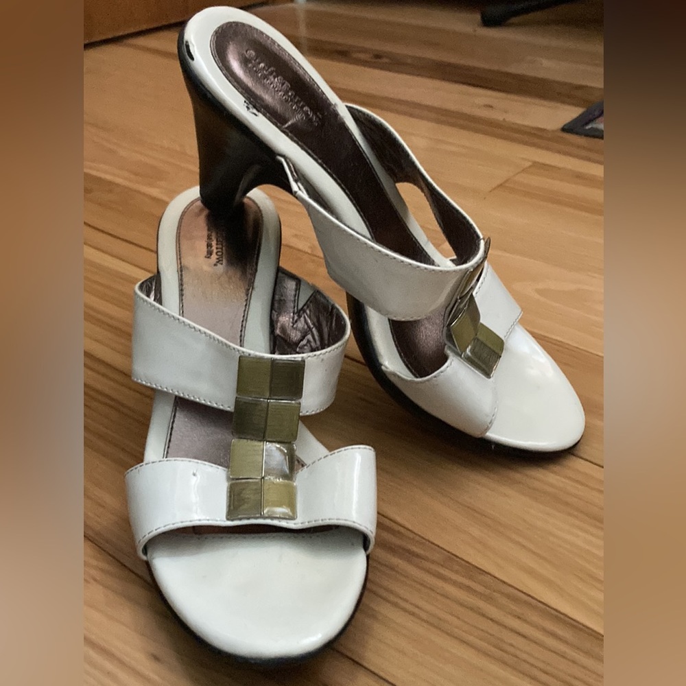 Cream Colored Shoes Like New Comfy Step